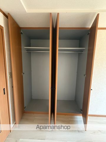 スクエアファミリーの内装写真