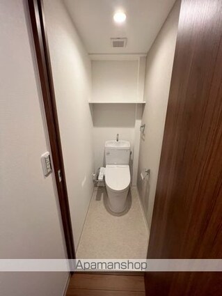 東京都中野区新井１丁目[1SLDK/50.8m2]のトイレ