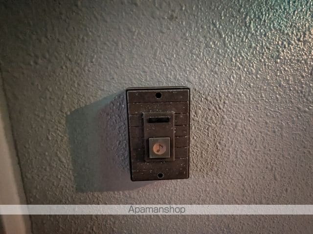 ロイヤルハイツシモダ弐番館の内装写真