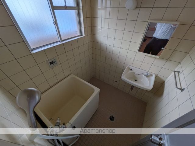 コーポ春貝地の内装写真