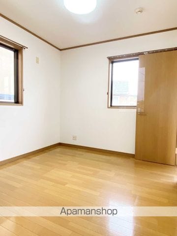 掛川市 2階建 築23年の内装写真