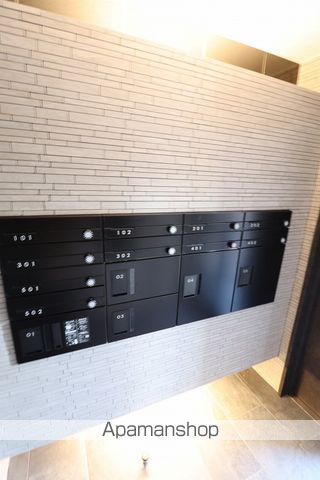 グランメール 豊平公園駅前の玄関写真