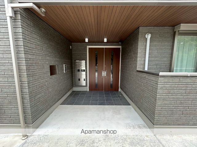 GRANDLIEFの玄関写真