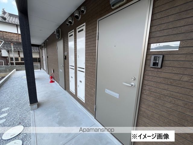 アールソレイユ九工大前の外観写真