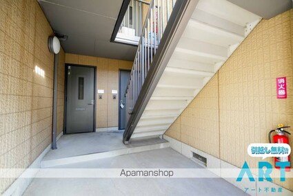 レプラコーン和泉Ｄ[3DK/56.93m2]のエントランス