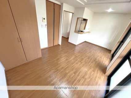 ロイヤルハイツ[1LDK/41.04m2]のリビング・居間