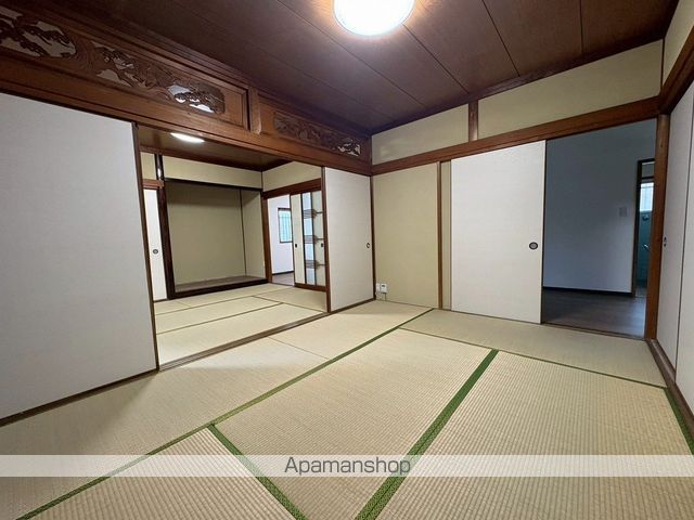 西日本鉄道太宰府線 西鉄五条駅 徒歩18分 2階建 築51年の内装写真