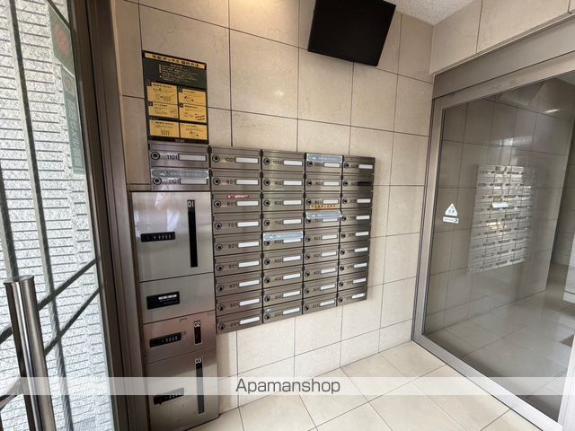 カラーズの内装写真
