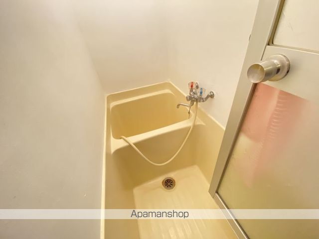 ハウス岡商の内装写真