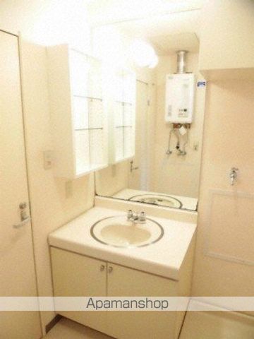 オリンピア大通西18丁目マンションの内装写真