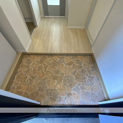 フレグランス高森ＡＢ[2K/43.54m2]の玄関