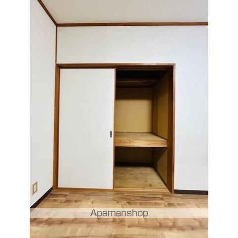 シャトル1DKの内装写真