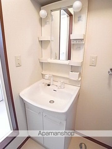 コーラルリーフ小戸A棟の内装写真