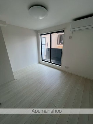 クリスタル南流山[1K/18.17m2]のリビング・居間
