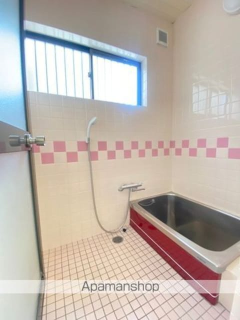 西小二里戸建[4LDK/94.54m2]のバス