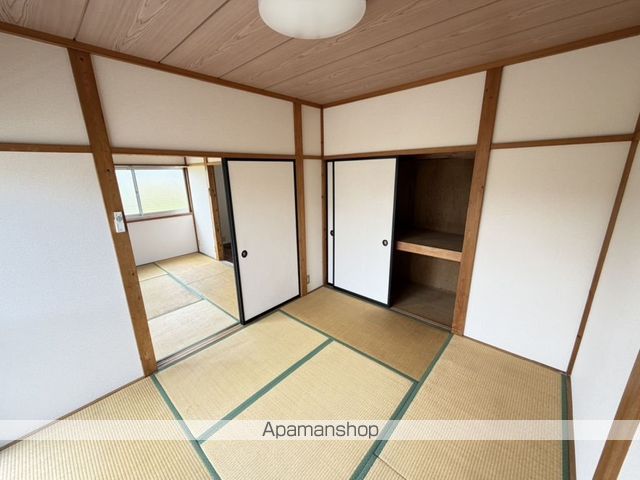 E-westの内装写真