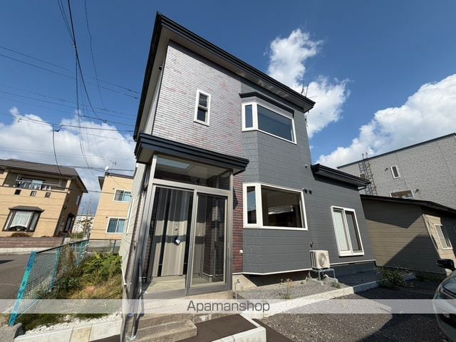 富岡町1丁目56番貸家の外観写真