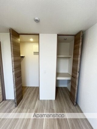 ヴィルソレイユ[1LDK/44.78m2]の収納