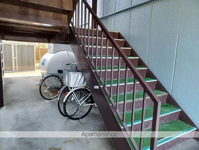 リバーサイド二子の玄関写真