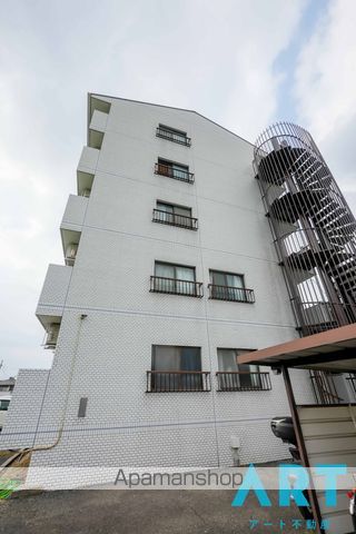 タイガーズマンション麻生の外観写真