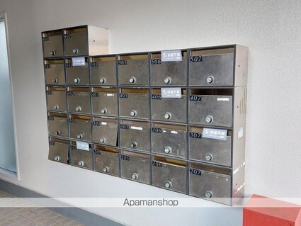 福川ハイツ[1K/31.59m2]のエントランス