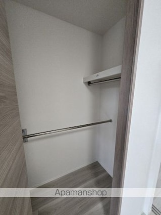 Ｄーｒｅｓｉｄｅｎｃｅ曙町１丁目[1LDK/36.88m2]の収納