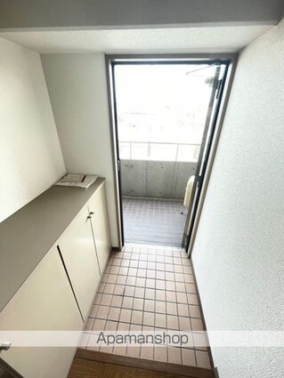 Ｗａｊｉｍａ小雑賀マンション[3DK/68.9m2]の玄関