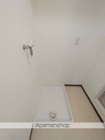 サンパレス鷹匠の内装写真
