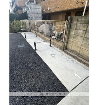東京都世田谷区船橋４丁目[1LDK/48.32m2]の駐車場