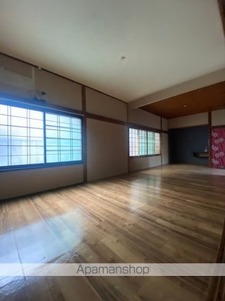 関戸２丁目戸建て（１２－８）[4K/98.21m2]のリビング・居間