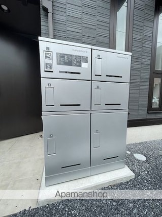 Ｄーカヴェリ本千葉[1LDK/40.78m2]の共用部2