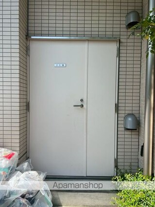 東京都中野区中野３丁目[1DK/34.87m2]の共用部2