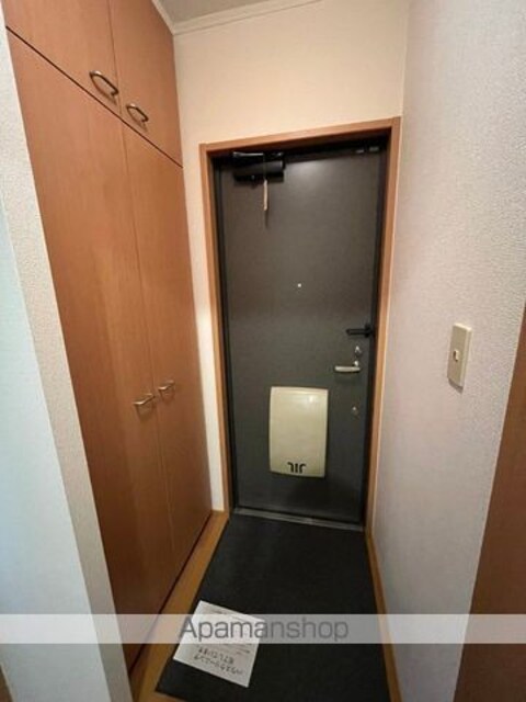 和歌山県和歌山市神前[2LDK/49.95m2]の玄関