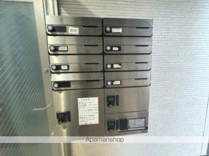 フラワーハウス野村[1R/20.93m2]のエントランス