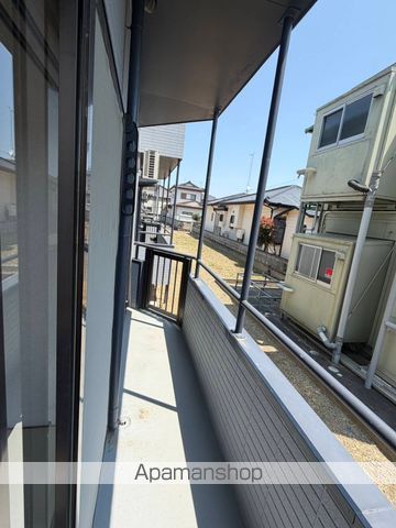 石巻線 万石浦駅 徒歩3分 2階建 築34年の内装写真