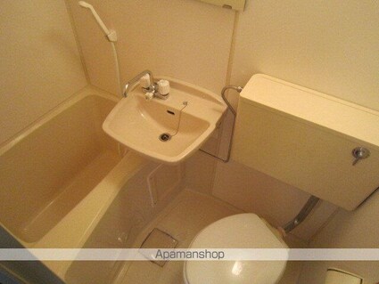 東京都中野区中央４丁目[1R/15m2]のバス