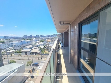 ロイヤルメゾン岩崎町[3LDK/98.64m2]のバルコニー