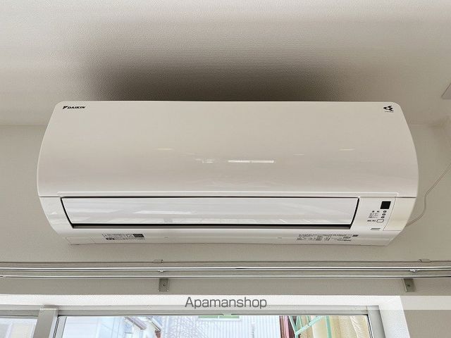 ロイヤルマンションの内装写真