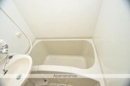 東京都目黒区東が丘１丁目[1K/16.83m2]のバス