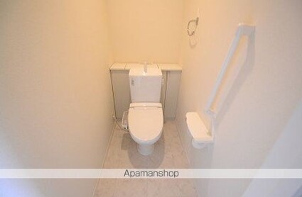 Ｊｕｖｅｎｉｌｅ　Ｓｏｌ（ジュベニール　ソール）[2DK/52.5m2]のトイレ