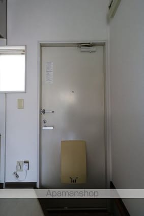 アーバン東福山[1K/21m2]の玄関