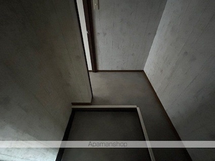 滋賀県長浜市三ツ矢町[1LDK/38.2m2]の玄関