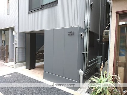東京都北区滝野川７丁目[1R/16.06m2]のエントランス