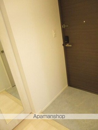 ＬｉｖｅＣａｓａ高円寺[2LDK/49.06m2]の玄関