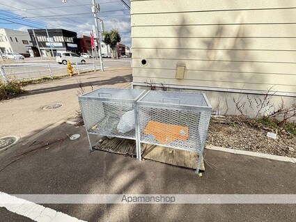 シャインリバー八幡Ⅱ[2LDK/54.27m2]の共用部2