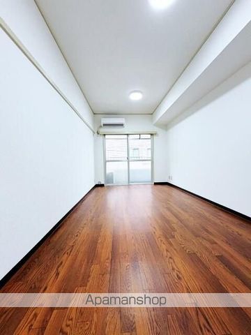エスカイア池袋の内装写真