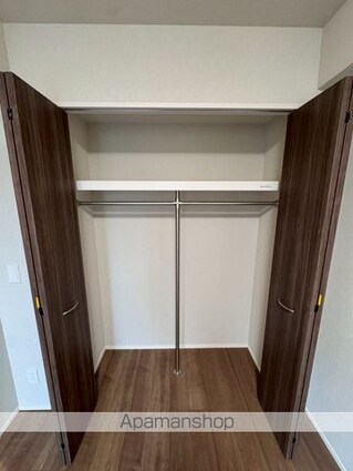 コートレジデンス南大塚[1LDK/40.78m2]の収納