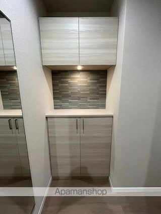 和歌山県和歌山市十三番丁[1LDK/49.5m2]の内装3