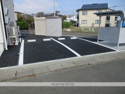 Ｎｐｌｕｓ．[1LDK/43.73m2]の駐車場