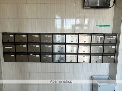 ステージハウス万石[2DK/42.12m2]の共用部2